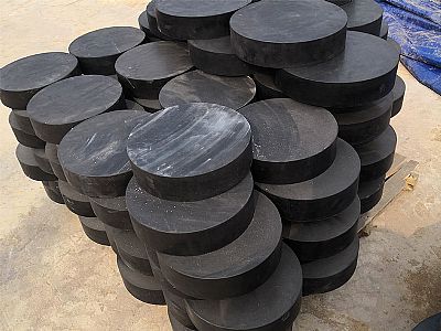 固原板式橡胶支座由若干层橡胶片与薄钢板经加压硫化